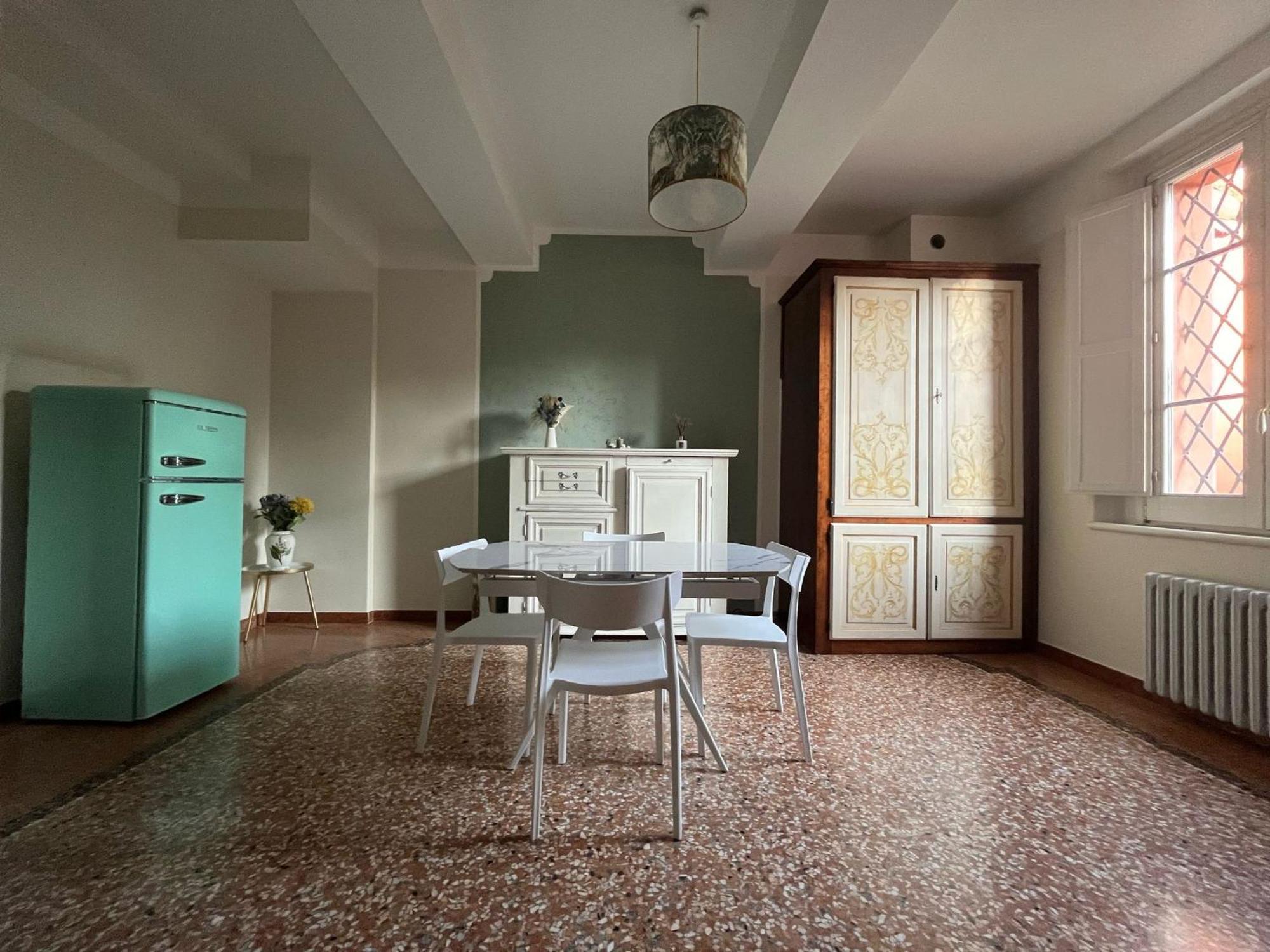 Ferienwohnung Saragozza Flat & Secret Garden Bologna Exterior foto
